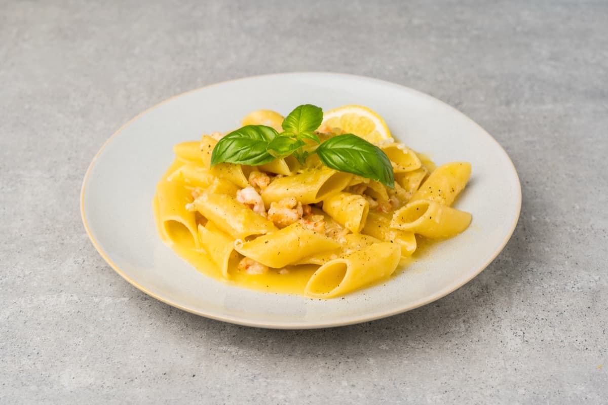 Pasta al limone with shrimp mince
